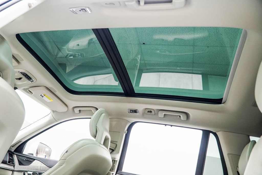 2022 Volvo XC90 T6 AWD Inscription photo 34