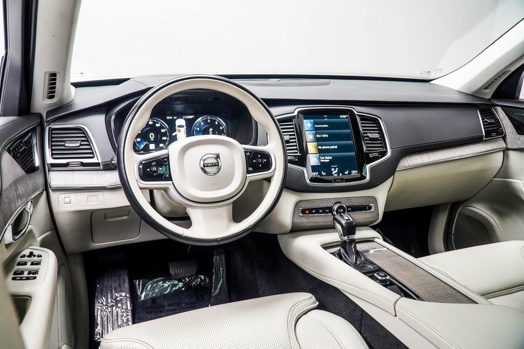 2022 Volvo XC90 T6 AWD Inscription photo 5