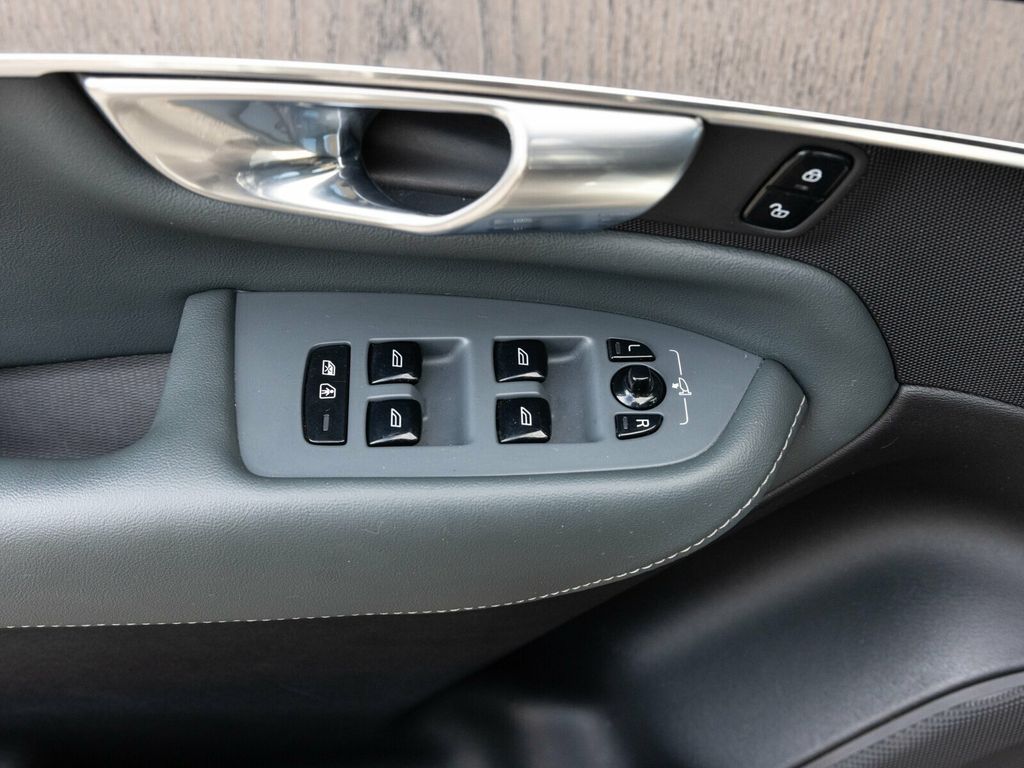 2022 Volvo XC90 T6 AWD Inscription, Climate Package, Advanced Package - 22960956 - 23
