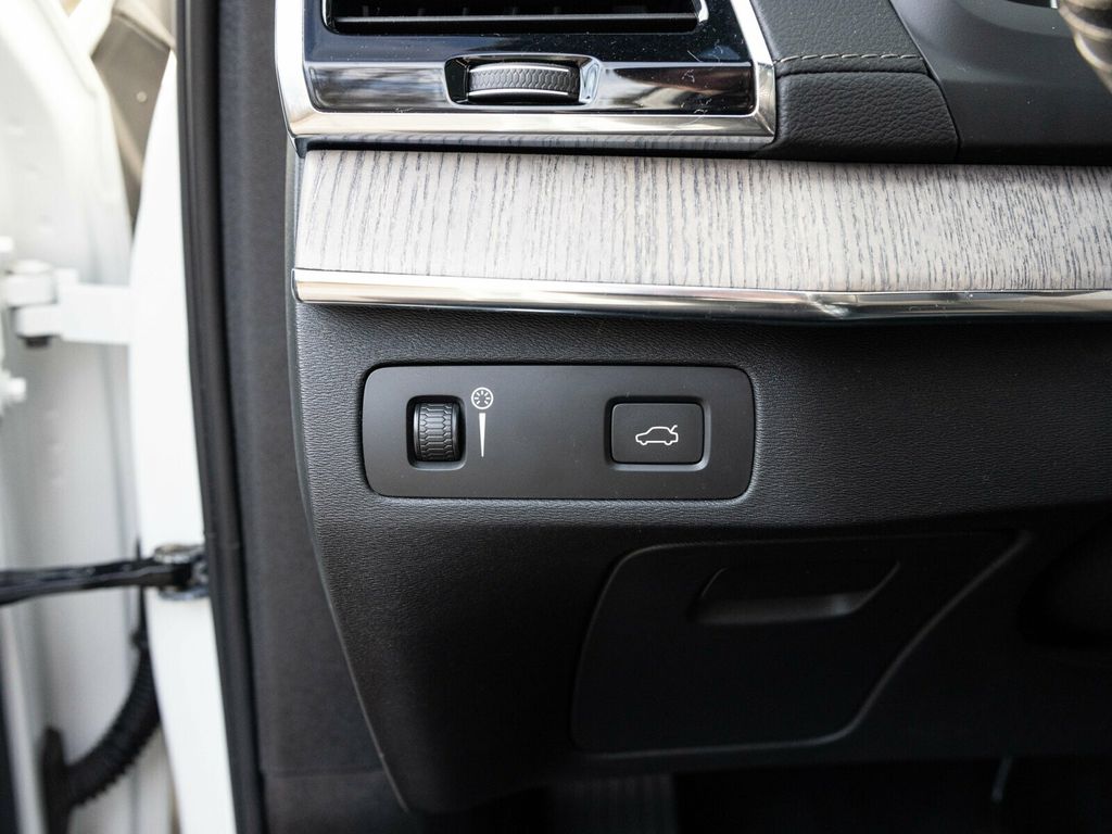 2022 Volvo XC90 T6 AWD Inscription, Climate Package, Advanced Package - 22960956 - 30