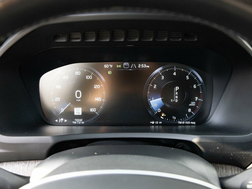 2022 Volvo XC90 T6 AWD Inscription, Climate Package, Advanced Package - 22960956 - 32