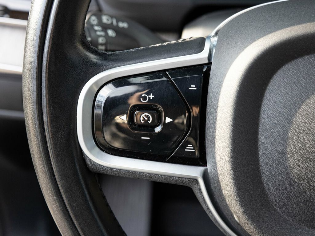 2022 Volvo XC90 T6 AWD Inscription, Climate Package, Advanced Package - 22960956 - 36