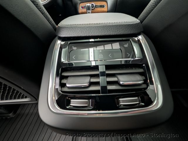 2022 Volvo XC90 T6 AWD Momentum 7P - 22941523 - 17