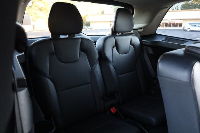 2022 Volvo XC90 T6 AWD Momentum 7P - 22947474 - 22