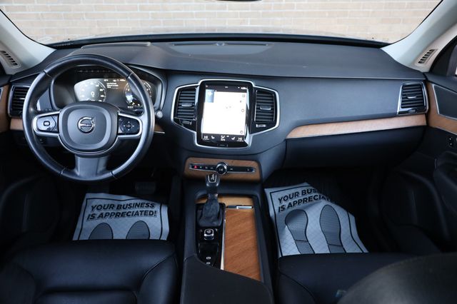 2022 Volvo XC90 T6 AWD Momentum 7P - 22947474 - 25