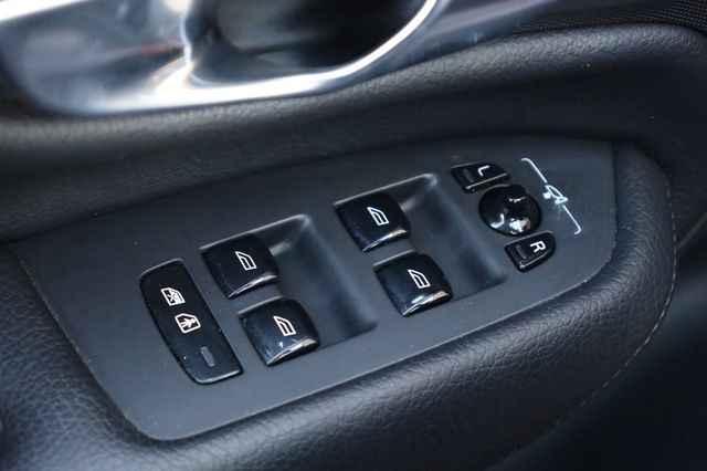 2022 Volvo XC90 T6 AWD Momentum 7P - 22947474 - 31