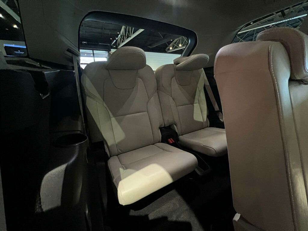 2022 Volvo XC90 T6/Inscription/AdvancedPkg/PanoRoof/Htd&CldSeats/HeadsUpDisplay - 22953141 - 30