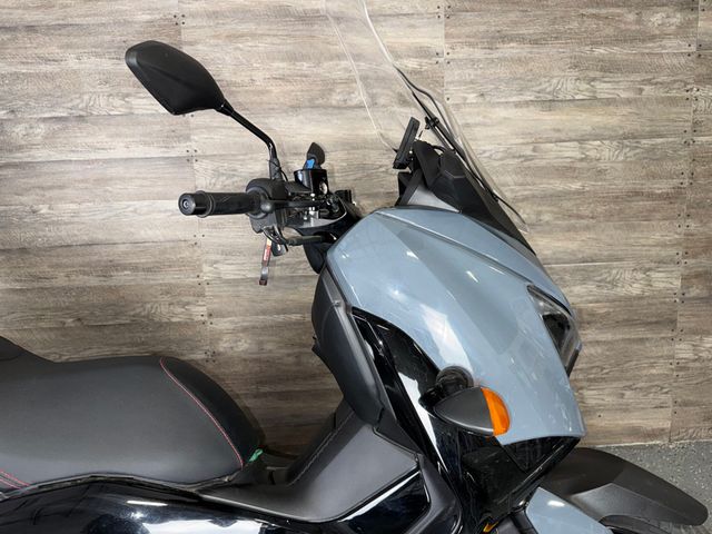 2022 Yamaha XMAX SUPER CLEAN! - 23046654 - 3
