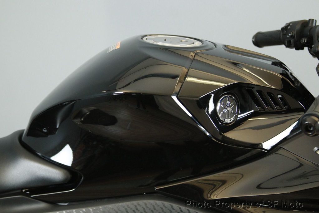 2022 Yamaha YZF-R3 ABS Only 717 Miles! - 22905359 - 14