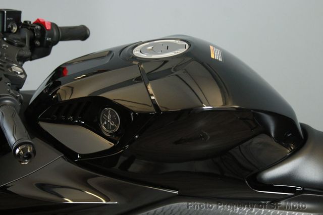 2022 Yamaha YZF-R3 ABS Only 717 Miles! - 22905359 - 15
