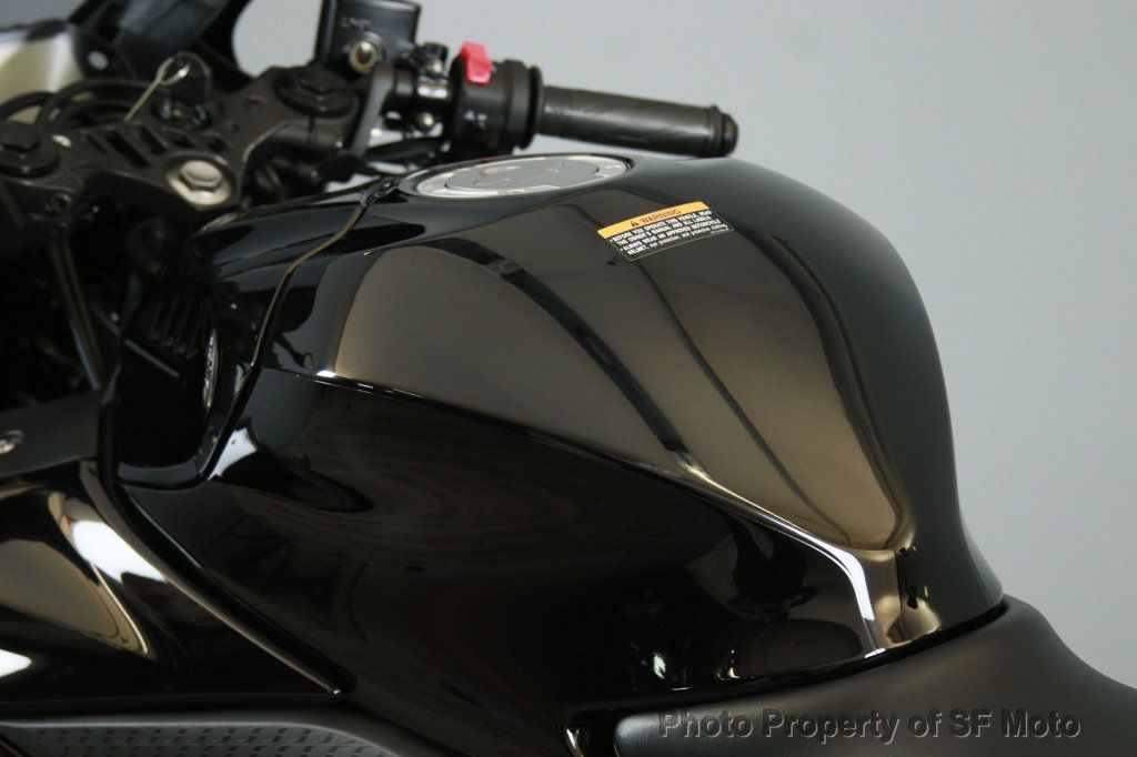 2022 Yamaha YZF-R3 ABS Only 717 Miles! - 22905359 - 17