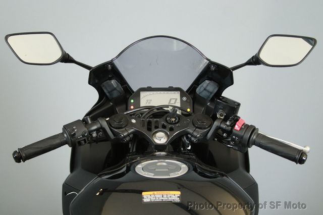 2022 Yamaha YZF-R3 ABS Only 717 Miles! - 22905359 - 8