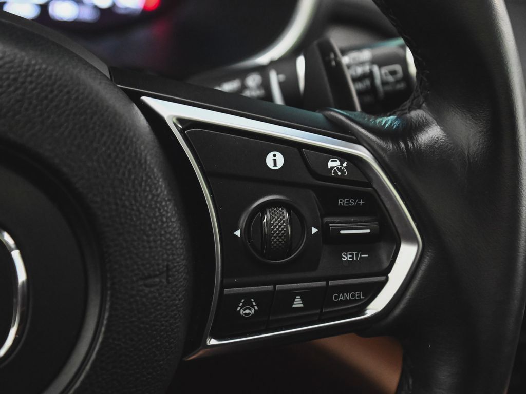 Acura MDX photo 34