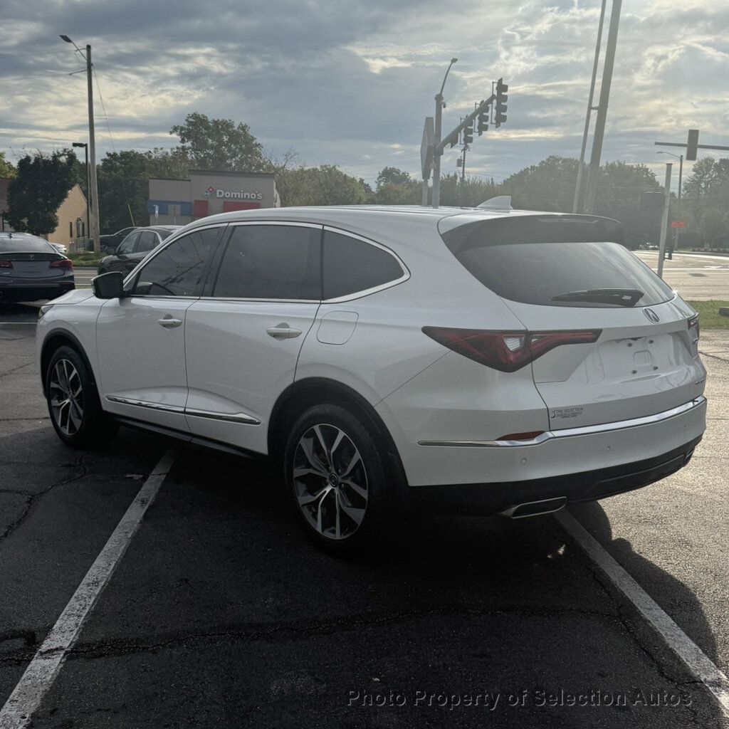 Acura MDX photo 11
