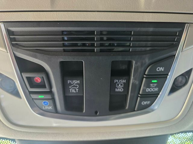 2023 Acura MDX SH-AWD w/Technology Package - 23024732 - 38