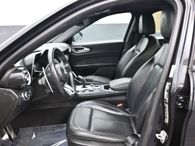 2023 Alfa Romeo Giulia RWD - 22990394 - 11