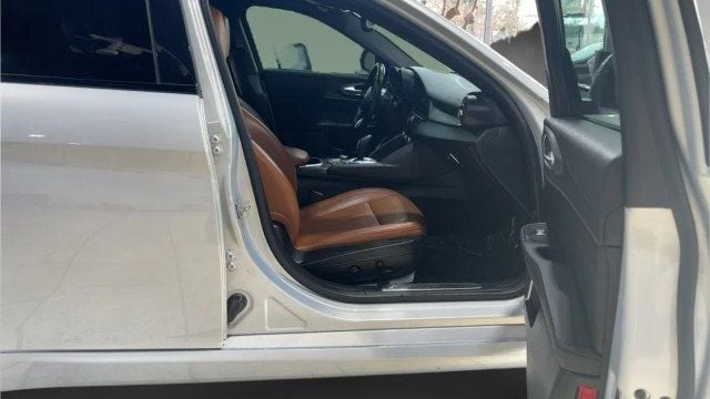 2023 Alfa Romeo Giulia Ti RWD - 22945831 - 10