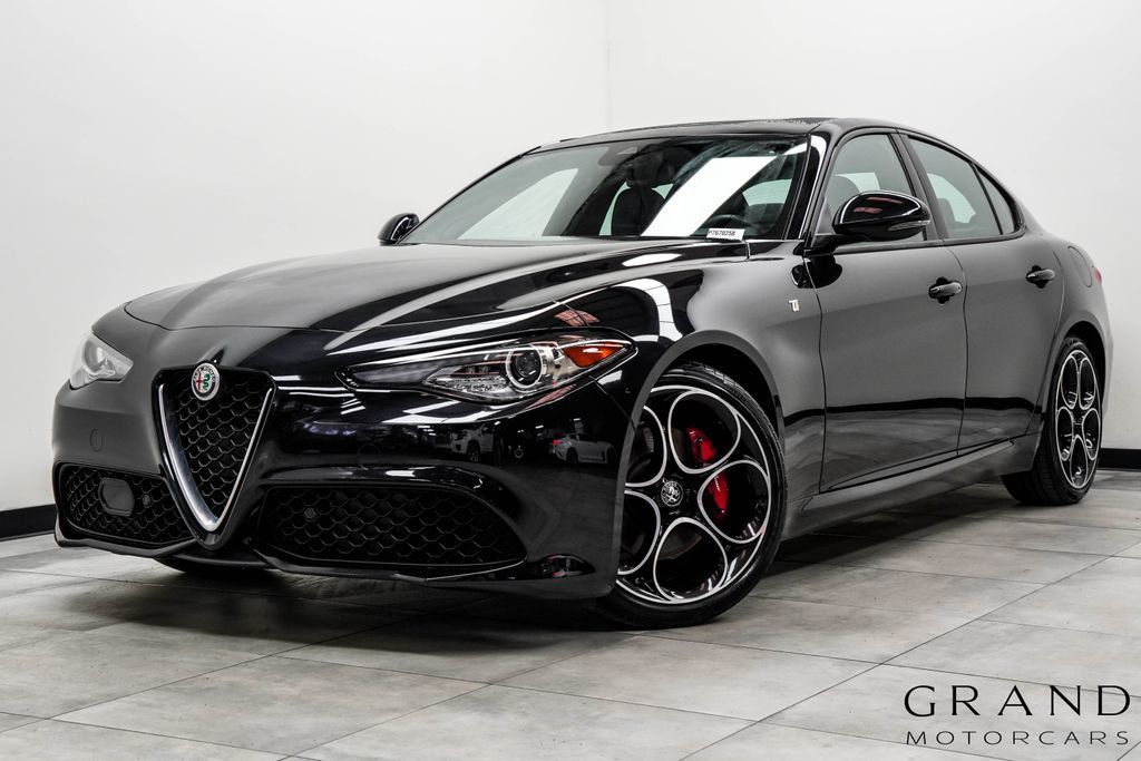 2023 Alfa Romeo Giulia Ti RWD - 22994870 | Video 1