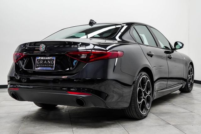 2023 Alfa Romeo Giulia Ti RWD - 22994870 - 11