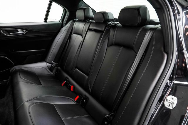 2023 Alfa Romeo Giulia Ti RWD - 22994870 - 16