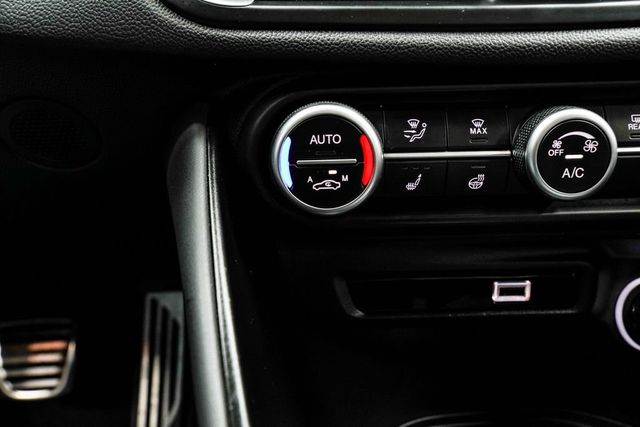 2023 Alfa Romeo Giulia Ti RWD - 22994870 - 28