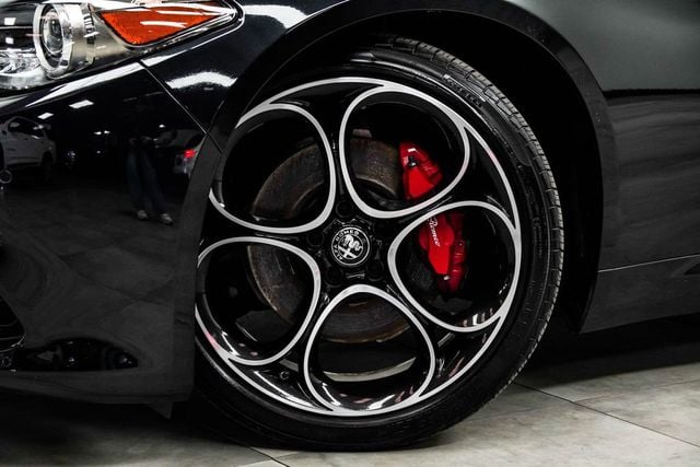 2023 Alfa Romeo Giulia Ti RWD - 22994870 - 2