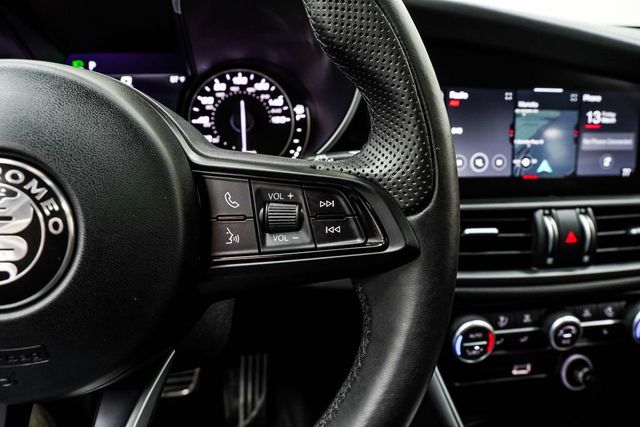 2023 Alfa Romeo Giulia Ti RWD - 22994870 - 35
