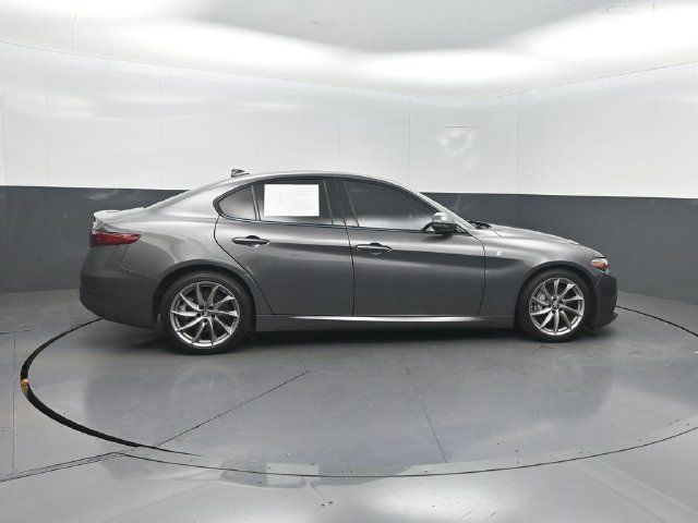 2023 Alfa Romeo Giulia Ti RWD - 23080085 - 31