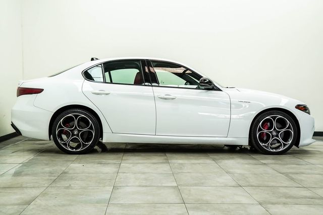 2023 Alfa Romeo Giulia Veloce AWD - 23021027 - 9
