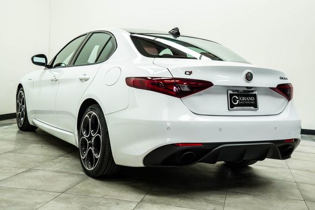 2023 Alfa Romeo Giulia Veloce AWD - 23021027 - 10