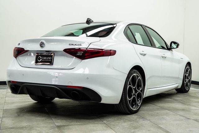 2023 Alfa Romeo Giulia Veloce AWD - 23021027 - 11