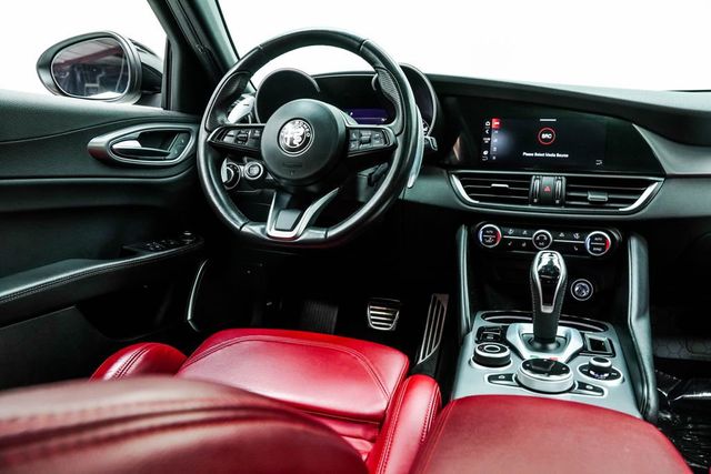 2023 Alfa Romeo Giulia Veloce AWD - 23021027 - 23