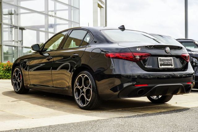 2023 Alfa Romeo Giulia Veloce AWD - 23015454 - 9