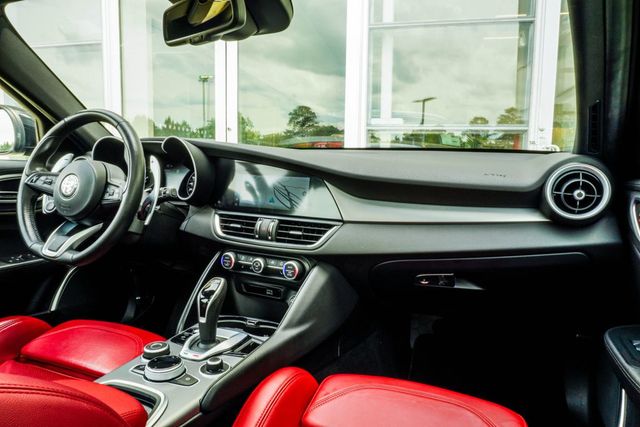 2023 Alfa Romeo Giulia Veloce AWD - 23015454 - 17