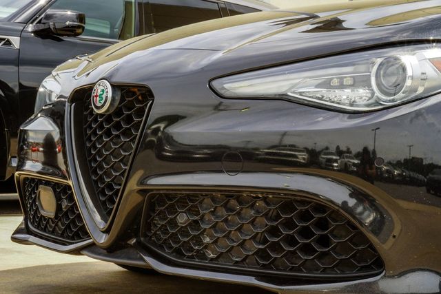 2023 Alfa Romeo Giulia Veloce AWD - 23015454 - 1