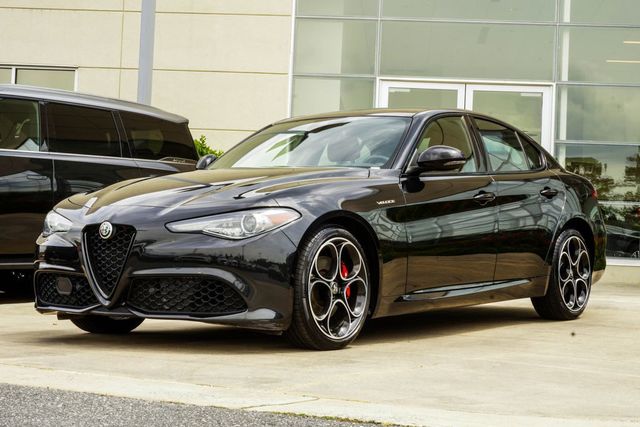 2023 Alfa Romeo Giulia Veloce AWD - 23015454 - 7
