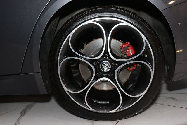 2023 Alfa Romeo Giulia Veloce AWD - 22980484 - 37