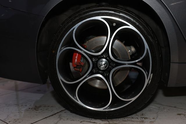 2023 Alfa Romeo Giulia Veloce AWD - 22980484 - 40