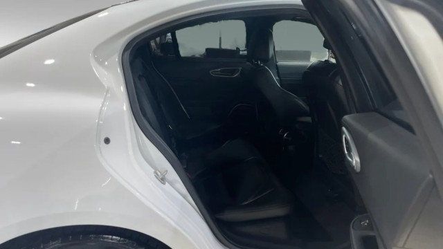 2023 Alfa Romeo Giulia Veloce RWD - 23064226 - 12