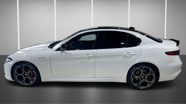 2023 Alfa Romeo Giulia Veloce RWD - 23064226 - 13