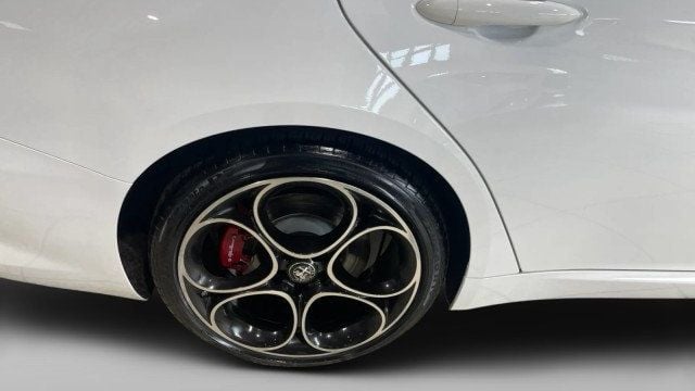 2023 Alfa Romeo Giulia Veloce RWD - 23064226 - 6