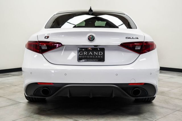 2023 Alfa Romeo Giulia Veloce RWD - 23072539 - 10