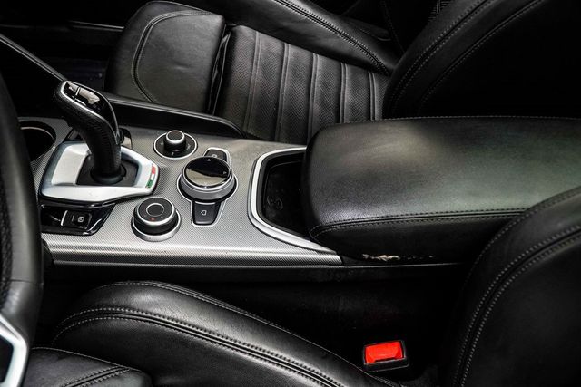 2023 Alfa Romeo Giulia Veloce RWD - 22971330 - 16