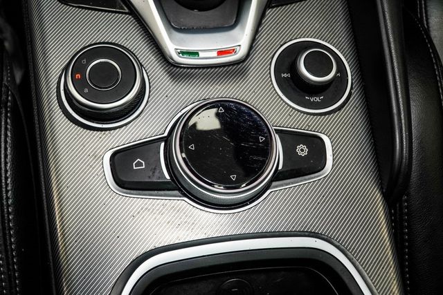 2023 Alfa Romeo Giulia Veloce RWD - 22971330 - 17