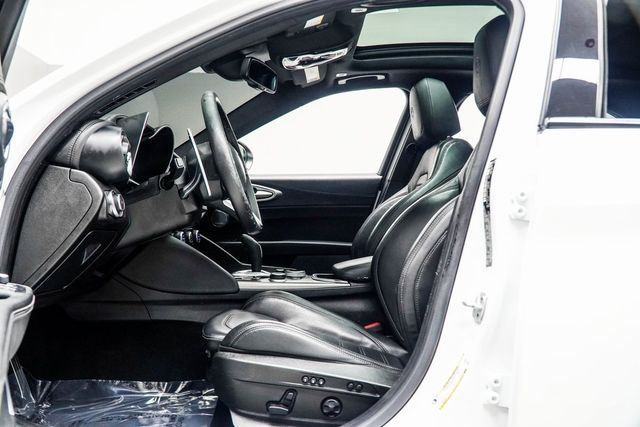 2023 Alfa Romeo Giulia Veloce RWD - 22971330 - 36