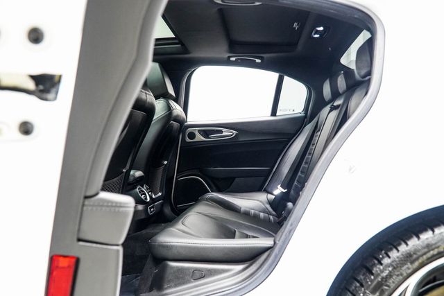 2023 Alfa Romeo Giulia Veloce RWD - 22971330 - 37