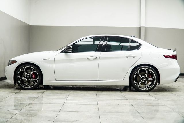 2023 Alfa Romeo Giulia Veloce RWD - 22971330 - 8