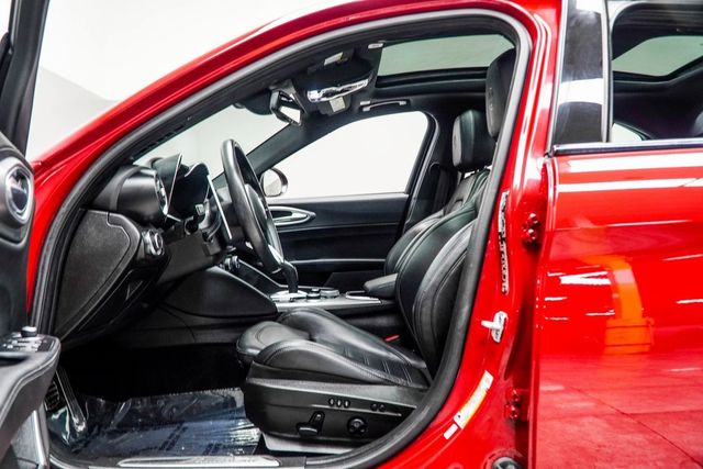 2023 Alfa Romeo Giulia Veloce RWD - 22981942 - 36