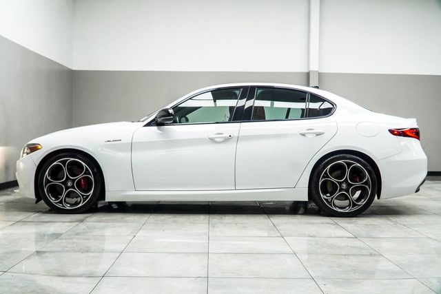 2023 Alfa Romeo Giulia Veloce RWD - 23022113 - 11