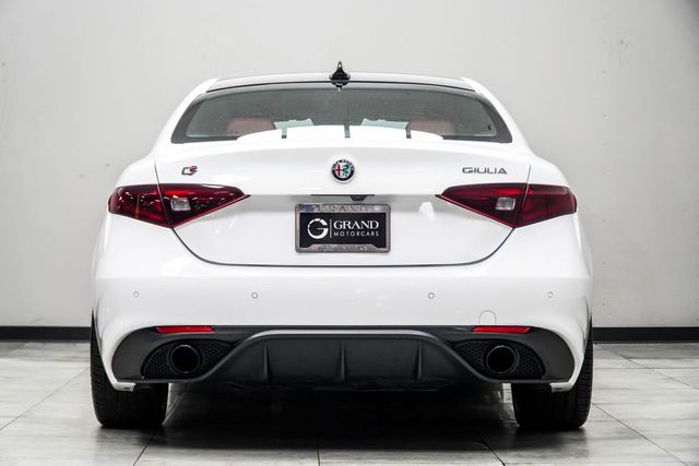 2023 Alfa Romeo Giulia Veloce RWD - 23022113 - 13